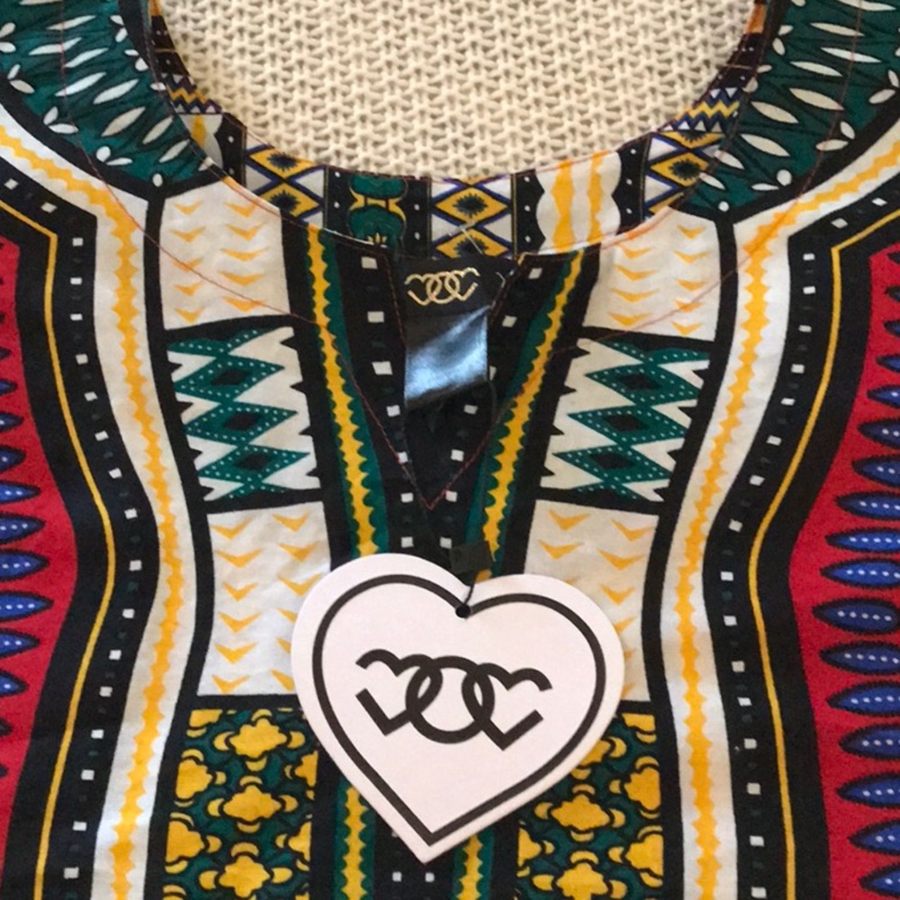 SOLD Colorful pattern tunic - Picture 5 of 9